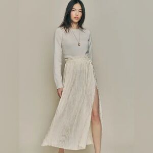 REFORMATION Camila Mide Side Slit Ivory Plisse Skirt Size M